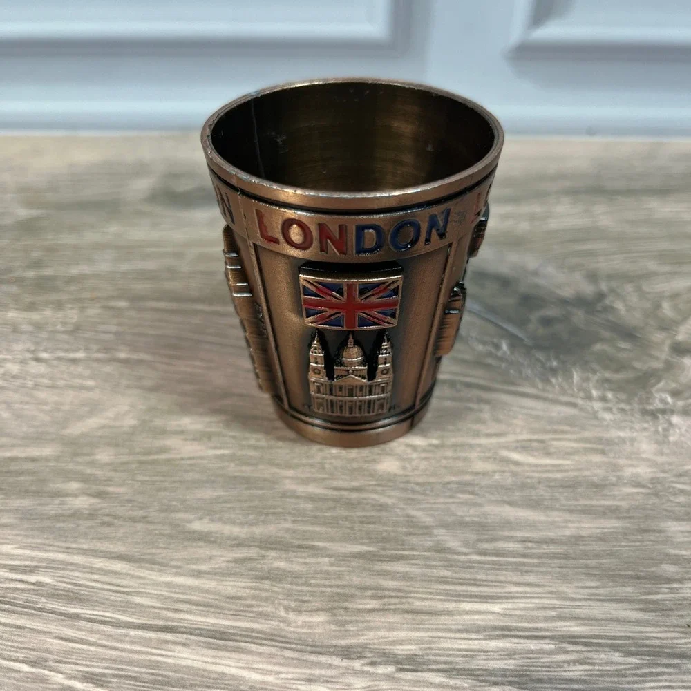 London Souvenir Shot Glass Bronze 3D Landmarks Big Ben Royal Guard London Eye